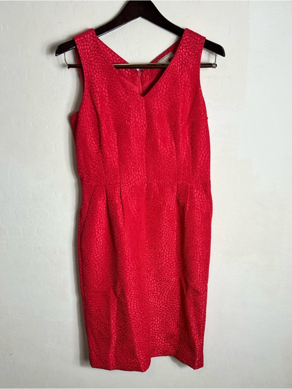 Banana Republic Red Textured V-Neck Midi Dress